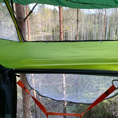 Karula Stay - Cliffside Camper & Floating Treetent * Ahijarve